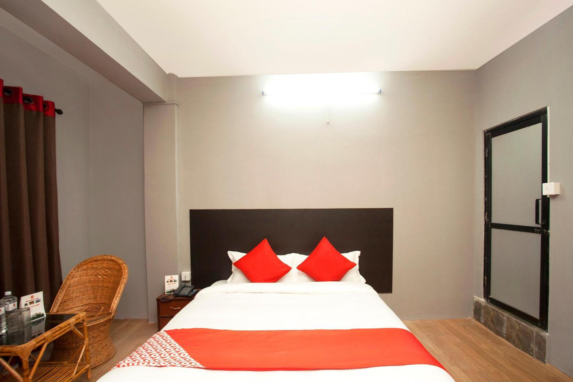 קטמנדו Oyo 587 Hotel Tradition Inn מראה חיצוני תמונה